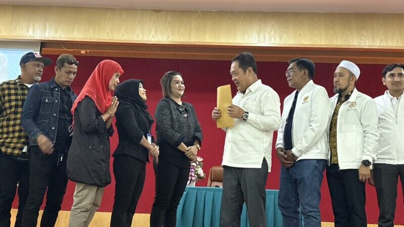 สื่อใต้ รวมพลังภาคีเครือข่าย ยื่น 10 ข้อเสนอถึงพรรคการเมือง