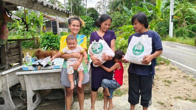 เคาะประตูบ้าน-ส่งความสุขถึงเตียง