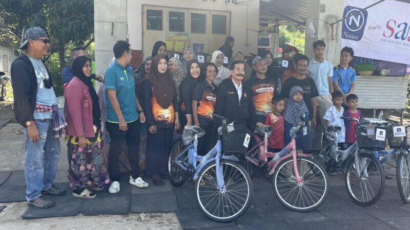 สว.- สื่อมวลชนฯ เติมเต็มรอยยิ้มกลุ่มเปราะบาง-ผู้ป่วยติดเตียง