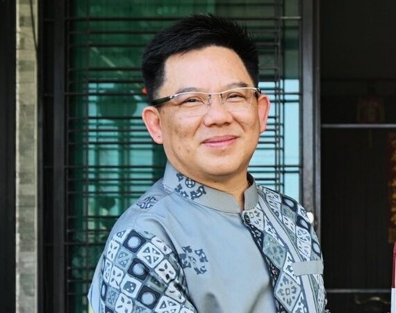 เลขาฯ ศอ.บต.  ผ่าทางตันเศรษฐกิจใต้ ชงเลิกงบฯ ละลายน้ำ