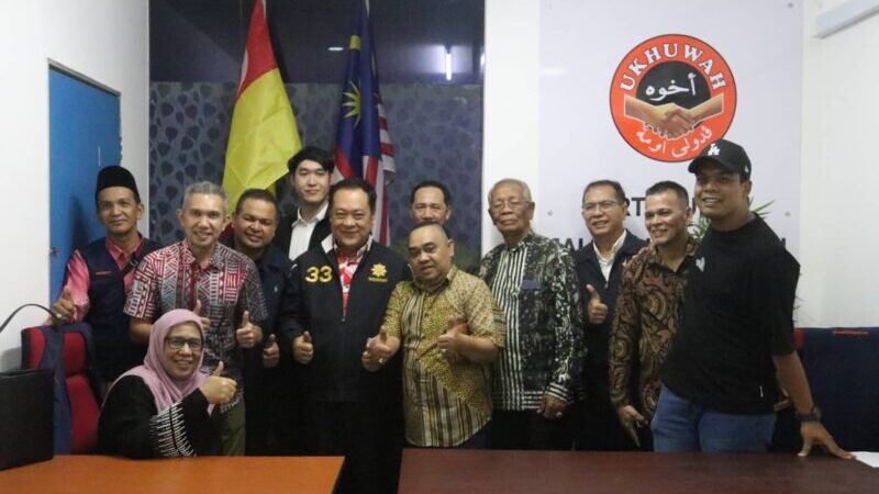 “ทวี สอดส่อง” เปิดสมาคม Jalinan Ukhwah”