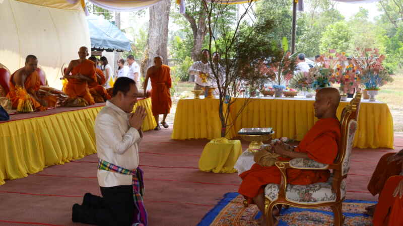 ‘พ.ต.อ.ทวี’ ทำบุญพุทธ-จีน ตากใบ – สุไหงโกลก